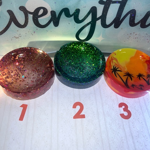 Ashtray - Picture 2 of 6